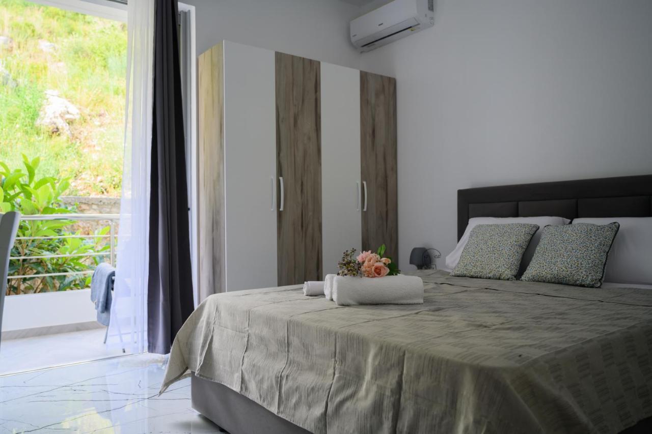 Ionian Pearl Apartment เดอร์มี ภายนอก รูปภาพ